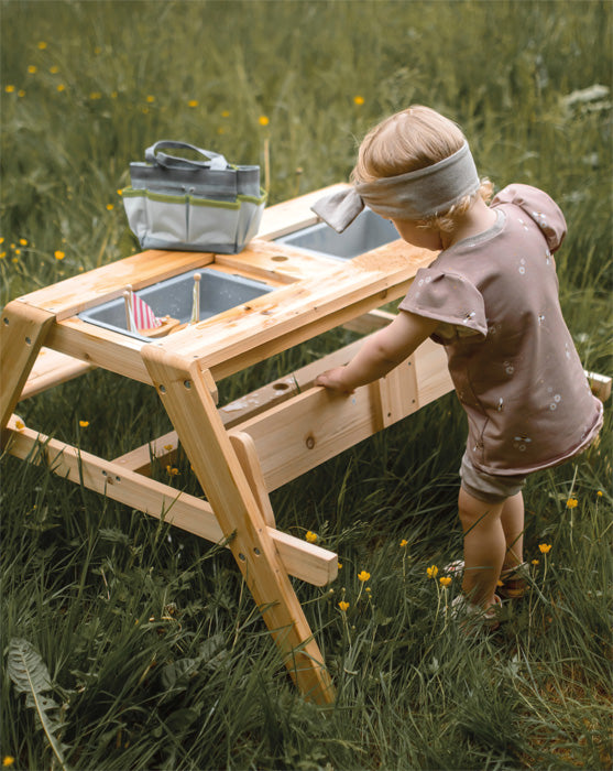 Kindersitzgruppe & Matschtisch – multifunktionaler Spielplatz für drinnen & draußen
