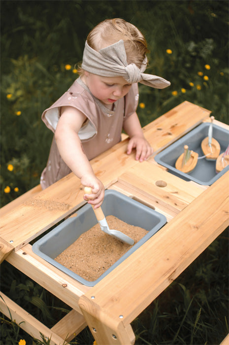 Kindersitzgruppe & Matschtisch – multifunktionaler Spielplatz für drinnen & draußen