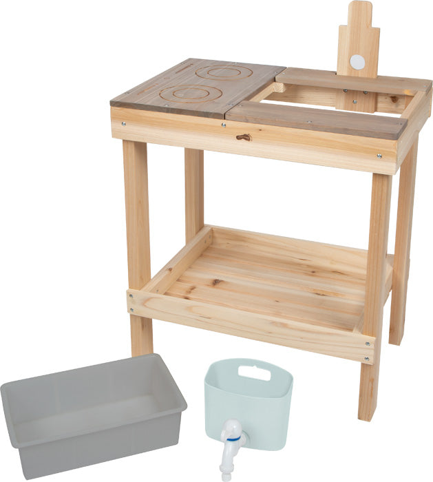 Matschküche und Spieltisch – kreativer Outdoor-Spielspaß