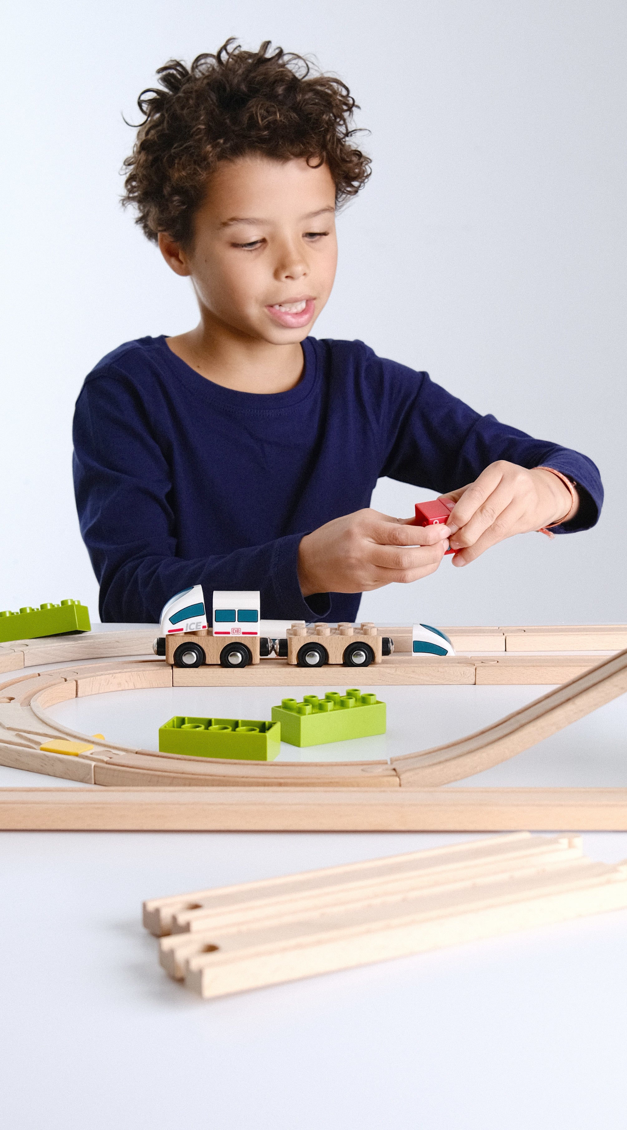 Mein Kreativ-Zug – 2 Züge für grenzenlosen Spielspaß