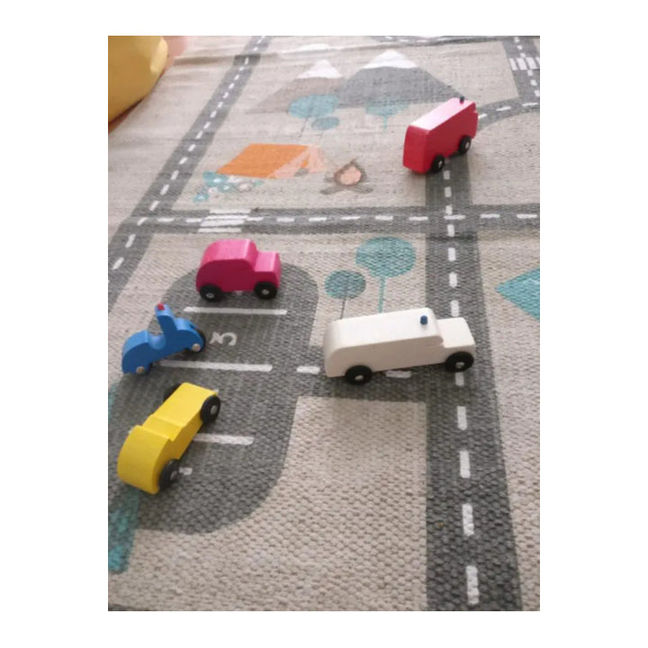 Holzauto Spielset mit 5 Fahrzeugen