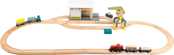 Güterbahnhof Holz inklusive Zubehör aufgebaut von Spielspecht