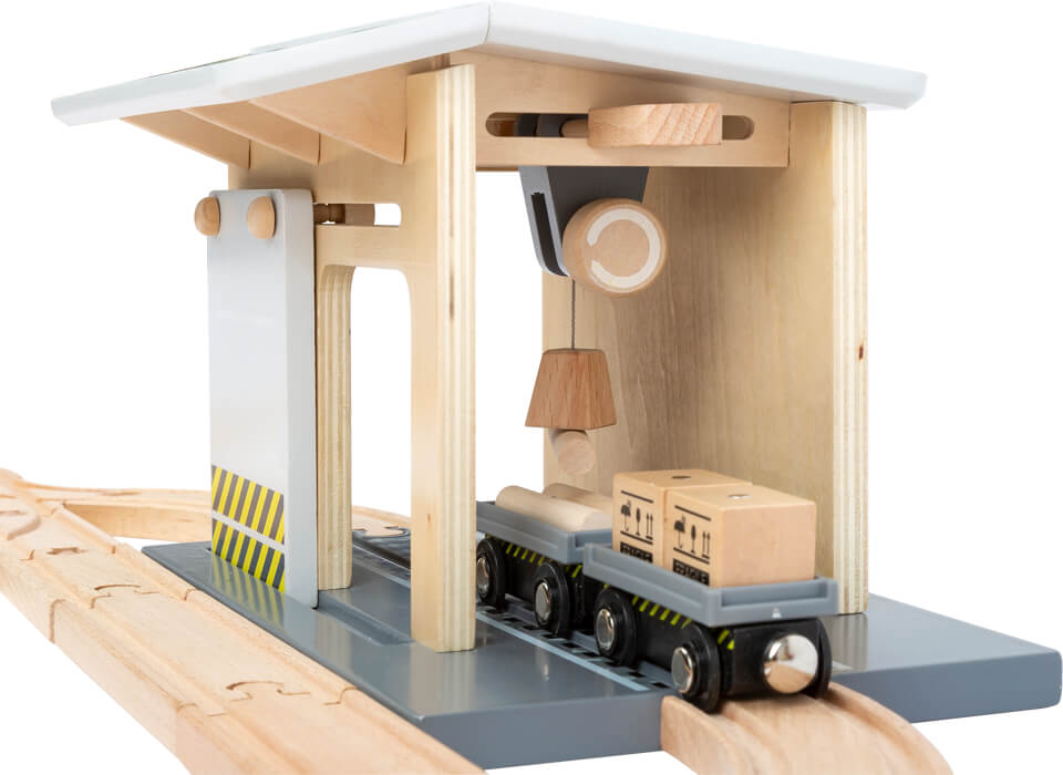Güterbahnhof Holz inklusive Zubehör Bahnhof von Spielspecht